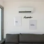 Lh Modern Apartment