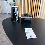 Lh Modern