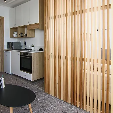 Phaedrus Living Seaview Modern Flat Lighthouse 52