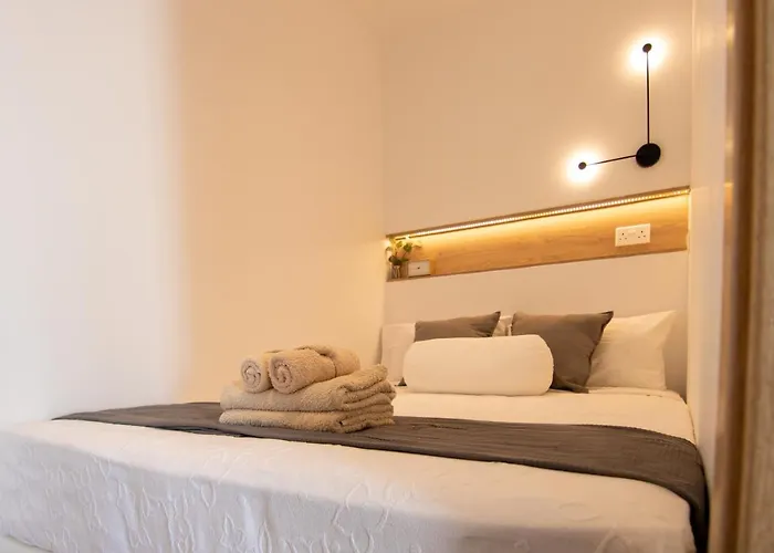 Apartamento Phaedrus Living Seaview Modern Flat Lighthouse 52 Paphos